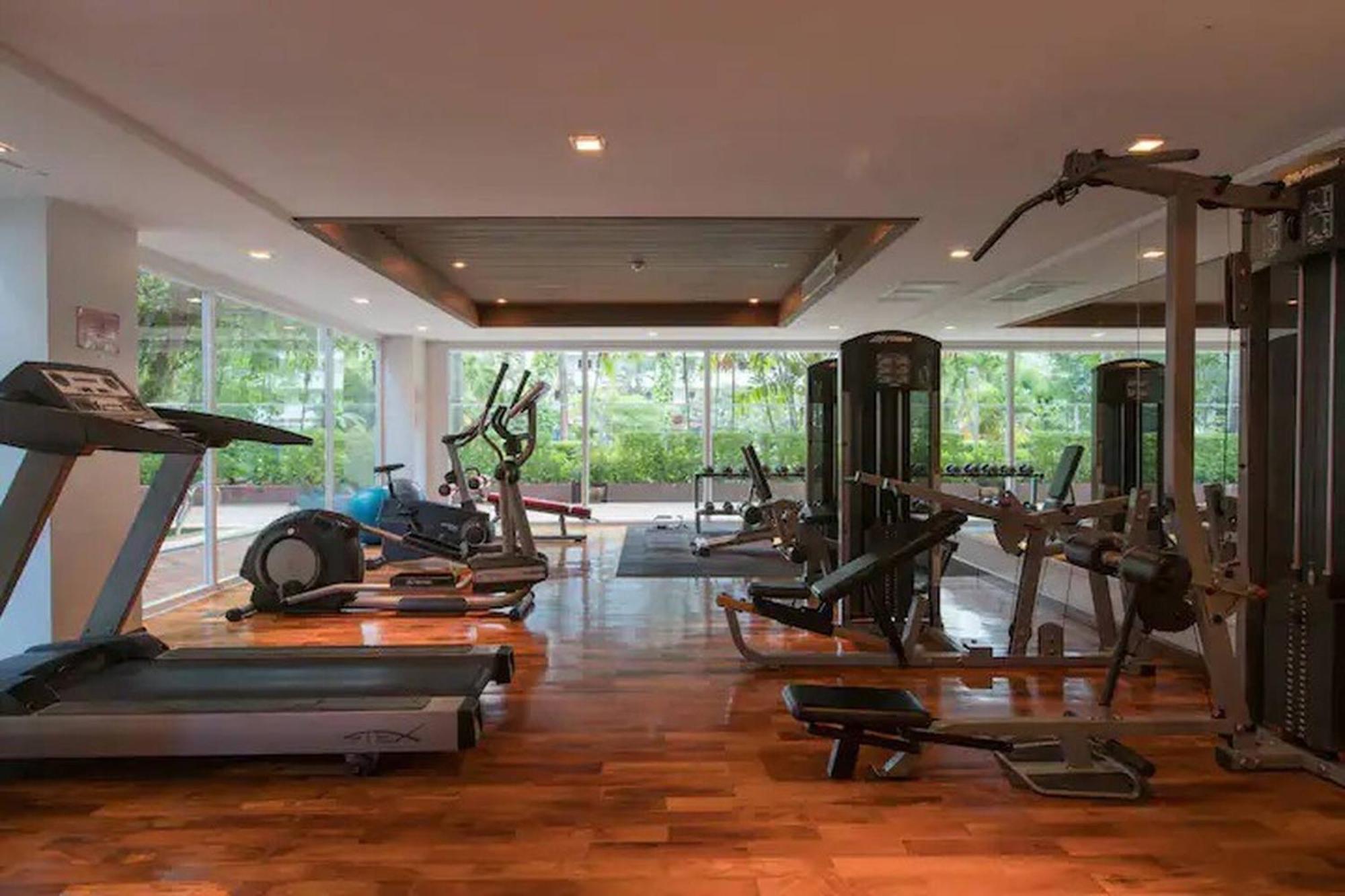 6-17 2bedrooms 2baths 1 Km Walking To